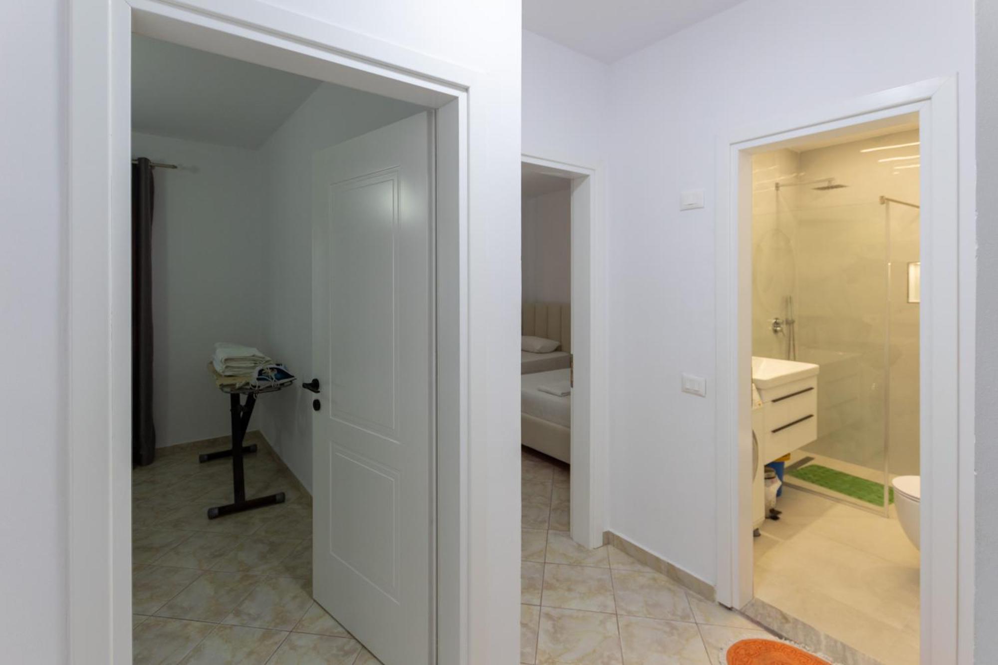Spacious 2 Bedroom Apartment In Durres Beach Zewnętrze zdjęcie