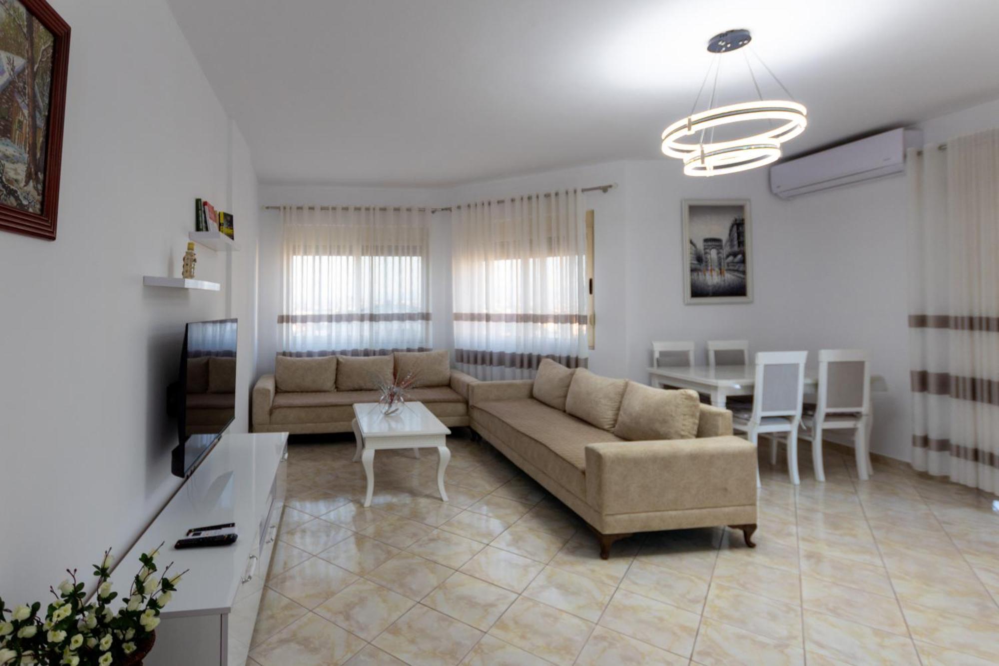 Spacious 2 Bedroom Apartment In Durres Beach Zewnętrze zdjęcie